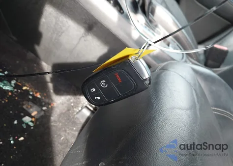 2014 Jeep Cherokee Limited z USA, uszkodzony, nr VIN 1C4PJLDB4EW256090